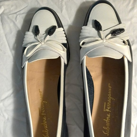 Salvatore Ferragamo Shoes - Ferragamo Spectator Flats, Blue/White,9.5AA,New
